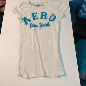 Aeropostale small white graphic tee blue logo
